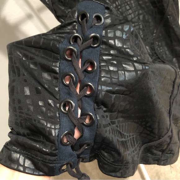 Little Black Dress - Picture 7 of 14